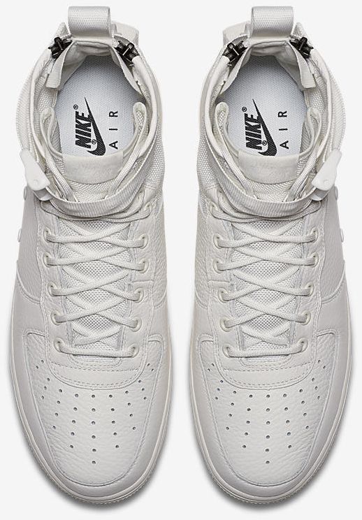Size 12.0 SF Air Force 1 Mid Triple Ivory