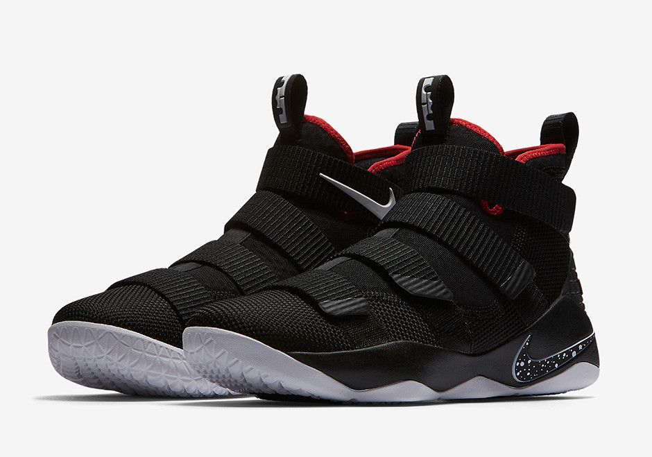 Lebron soldier 11 mens online