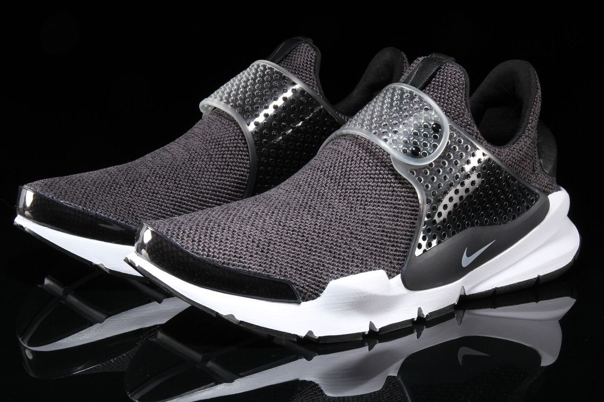 Size 11.0 Sock Dart SE Dark Grey