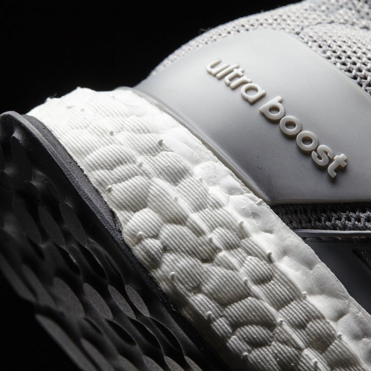 Adidas Wmns UltraBoost ST