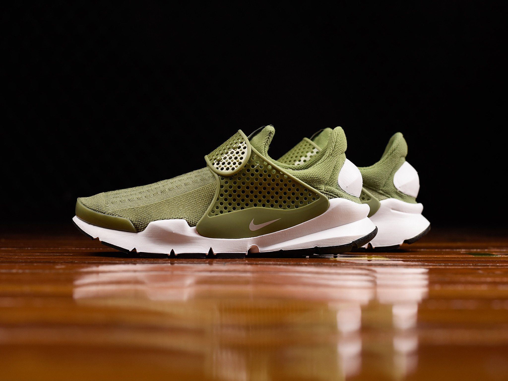 Nike sock dart yellow discount