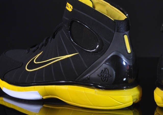 Buy Air Zoom Huarache 2K4 511425 007 GOAT UK