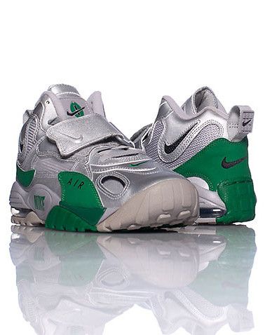 Nike speed turf green top