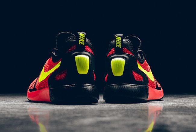 Nike Duel Racer Bright Crimson