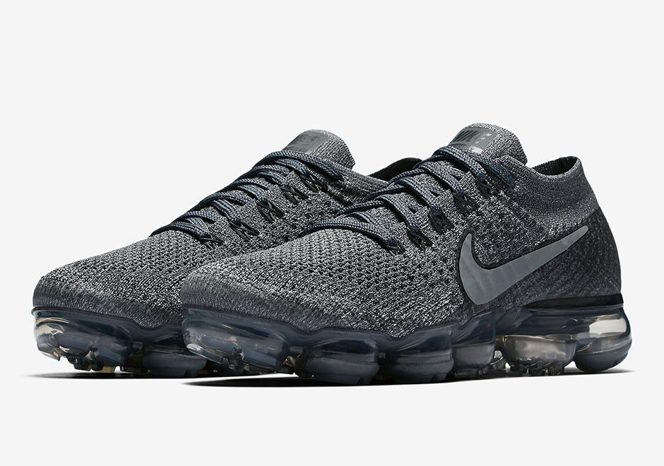 Nike air vapor max grey top