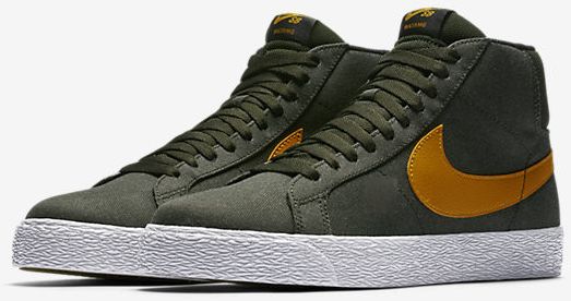 Undefeated x Blazer Mid SB