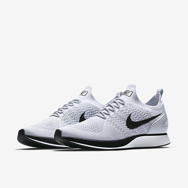 Nike mariah zoom flyknit top