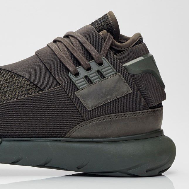 Y3 qasa black olive top