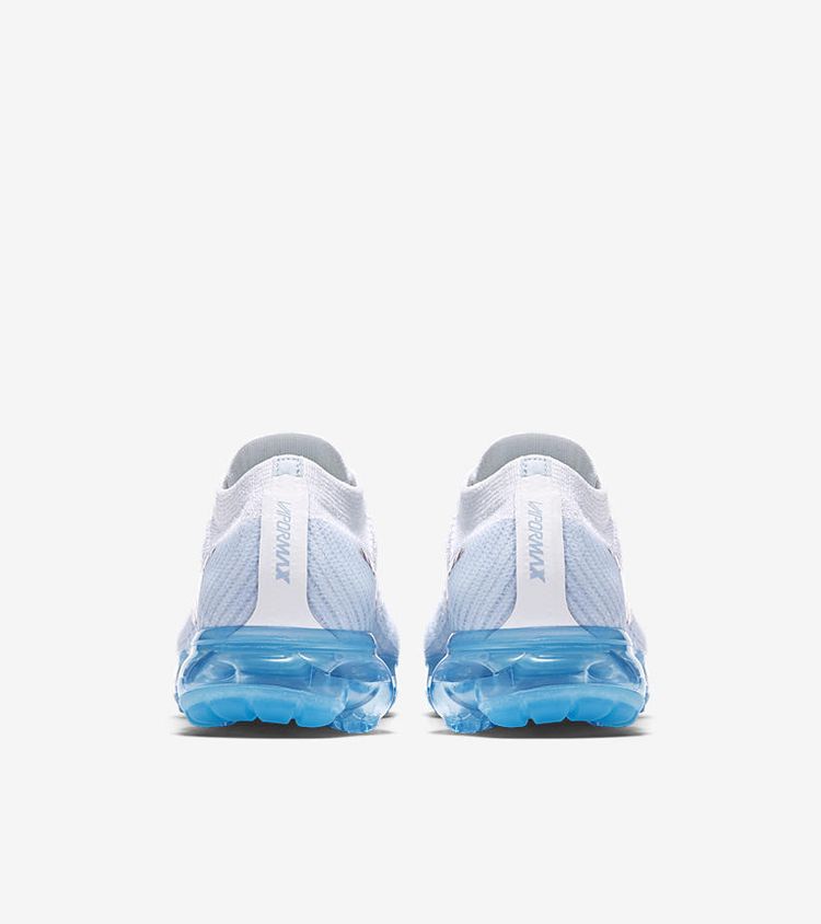 Nike air vapormax explorer light clearance
