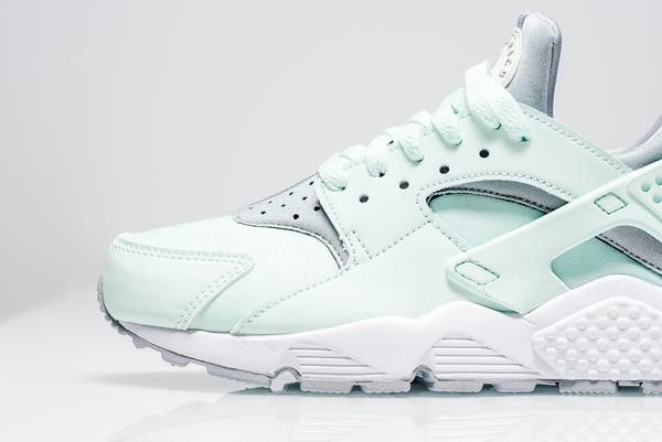 Buy Wmns Air Huarache Run Igloo 634835 303 GOAT UK
