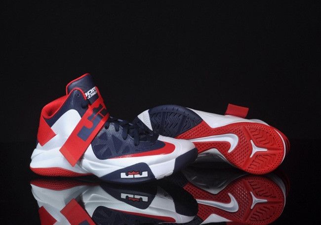 Size Nike LeBron Zoom Soldier 'USA'
