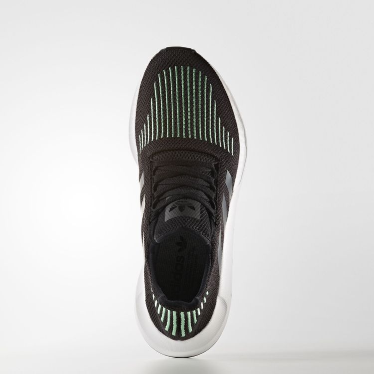 Adidas Swift Run Black