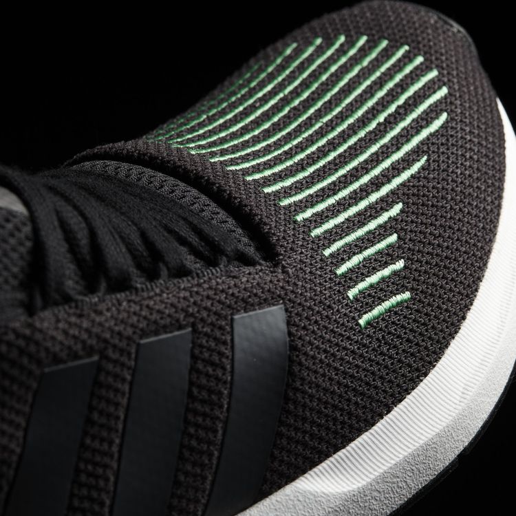 Adidas Swift Run Black
