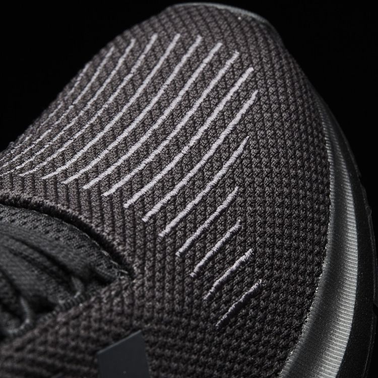 Adidas Swift Run Triple Black