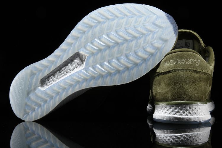 Saucony Freedom Runner Suede