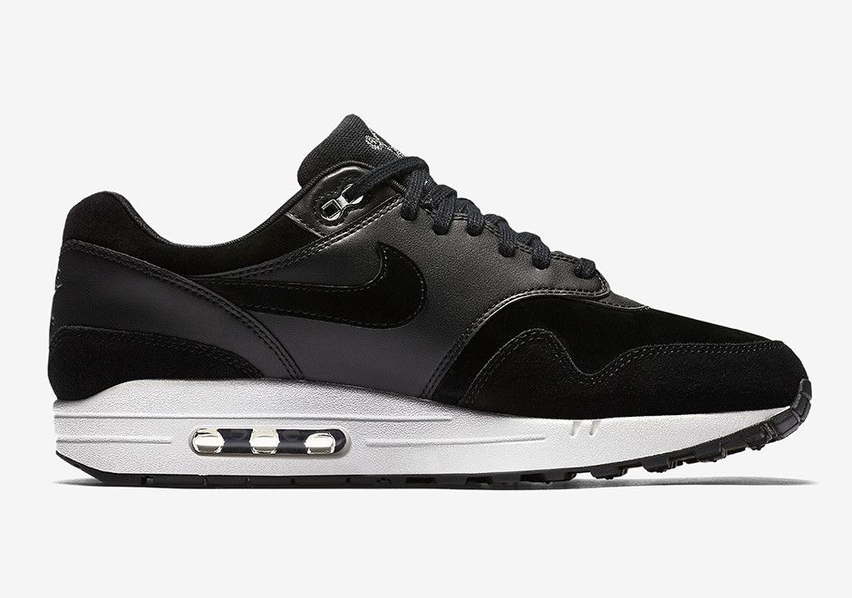 Air max 90 premium rebel skulls clearance