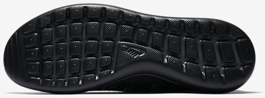 NikeLab Roshe Two Flyknit V2 Black Camo