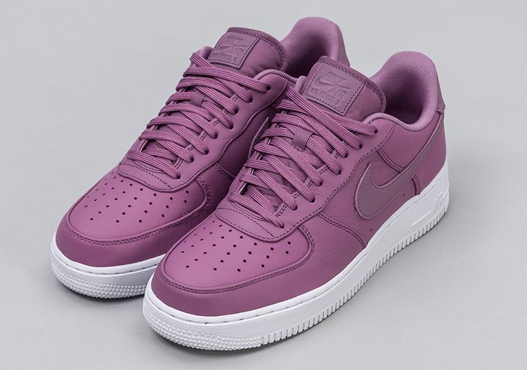 Air Force 1 Low Premium Violet Dust