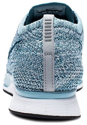 flyknit racer blueberry