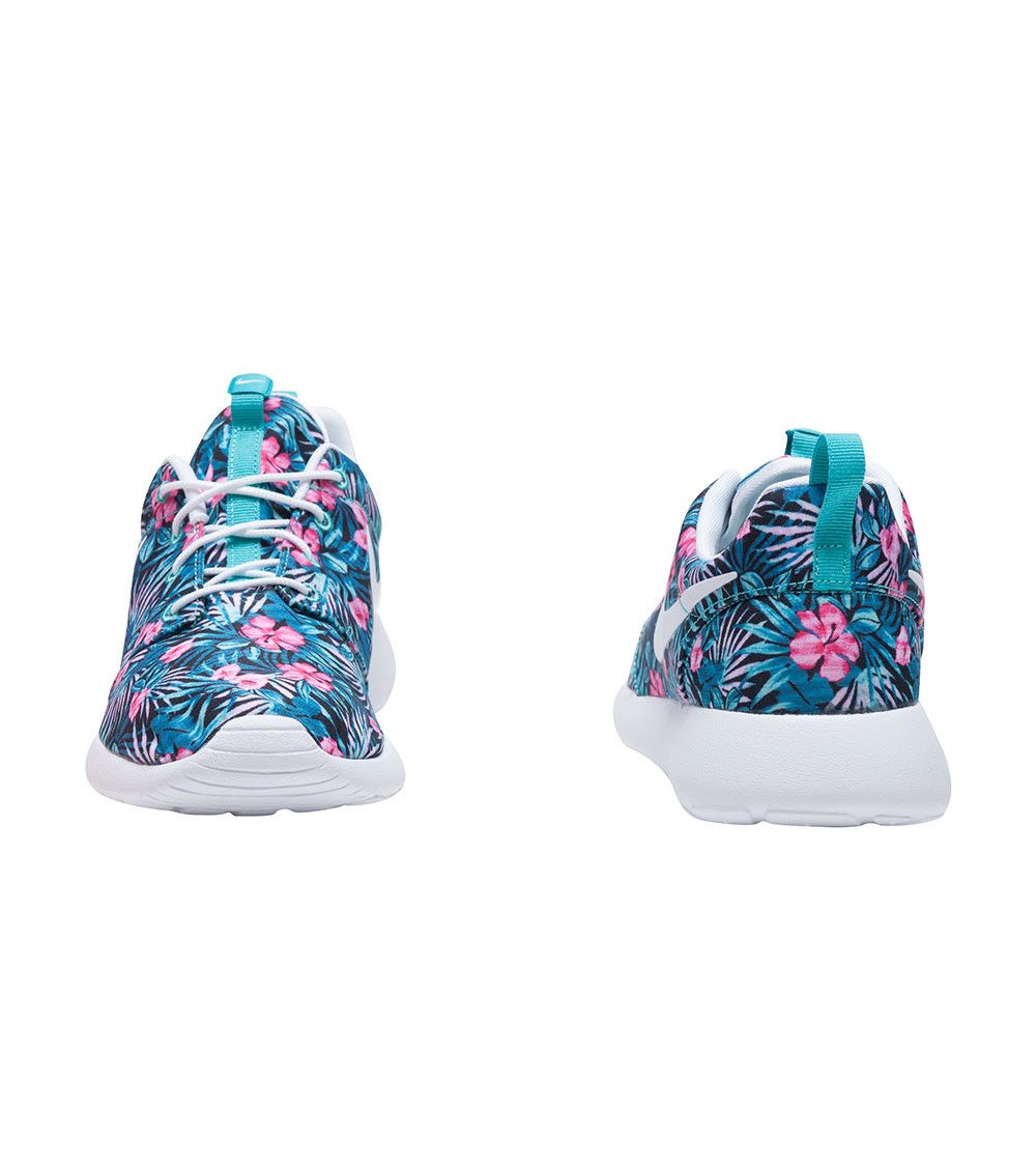Nike women's roshe one premium shoes online