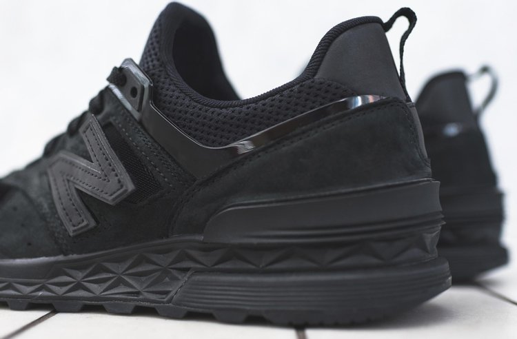 Ronnie Fieg x Dover Street Market x 574 Sport Triple Black