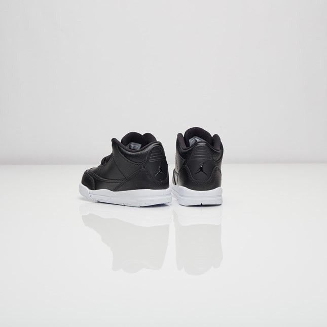 Air Jordan 3 Retro TD Cyber Monday