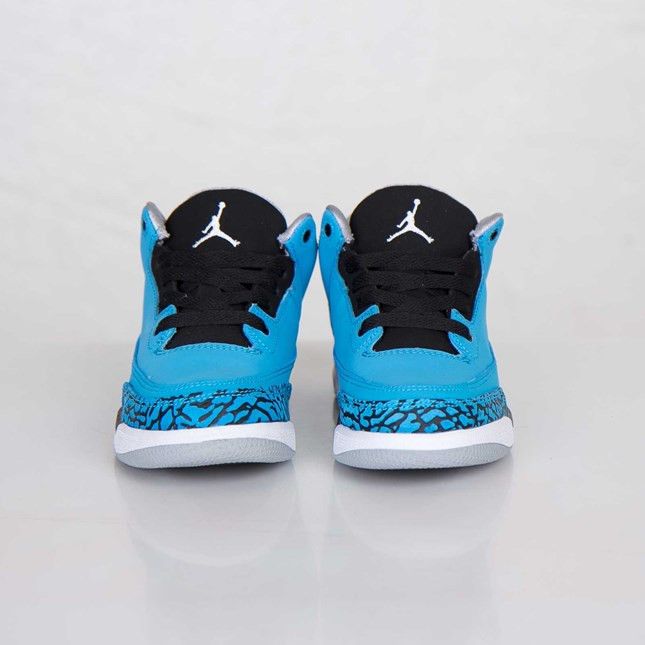 Retro 3 powder blue deals