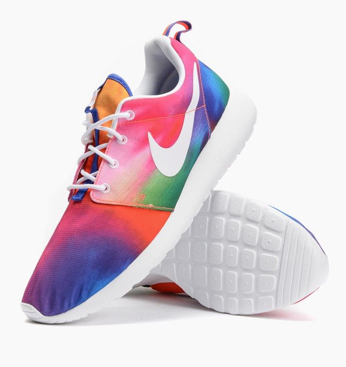 Roshe run tie dye sale