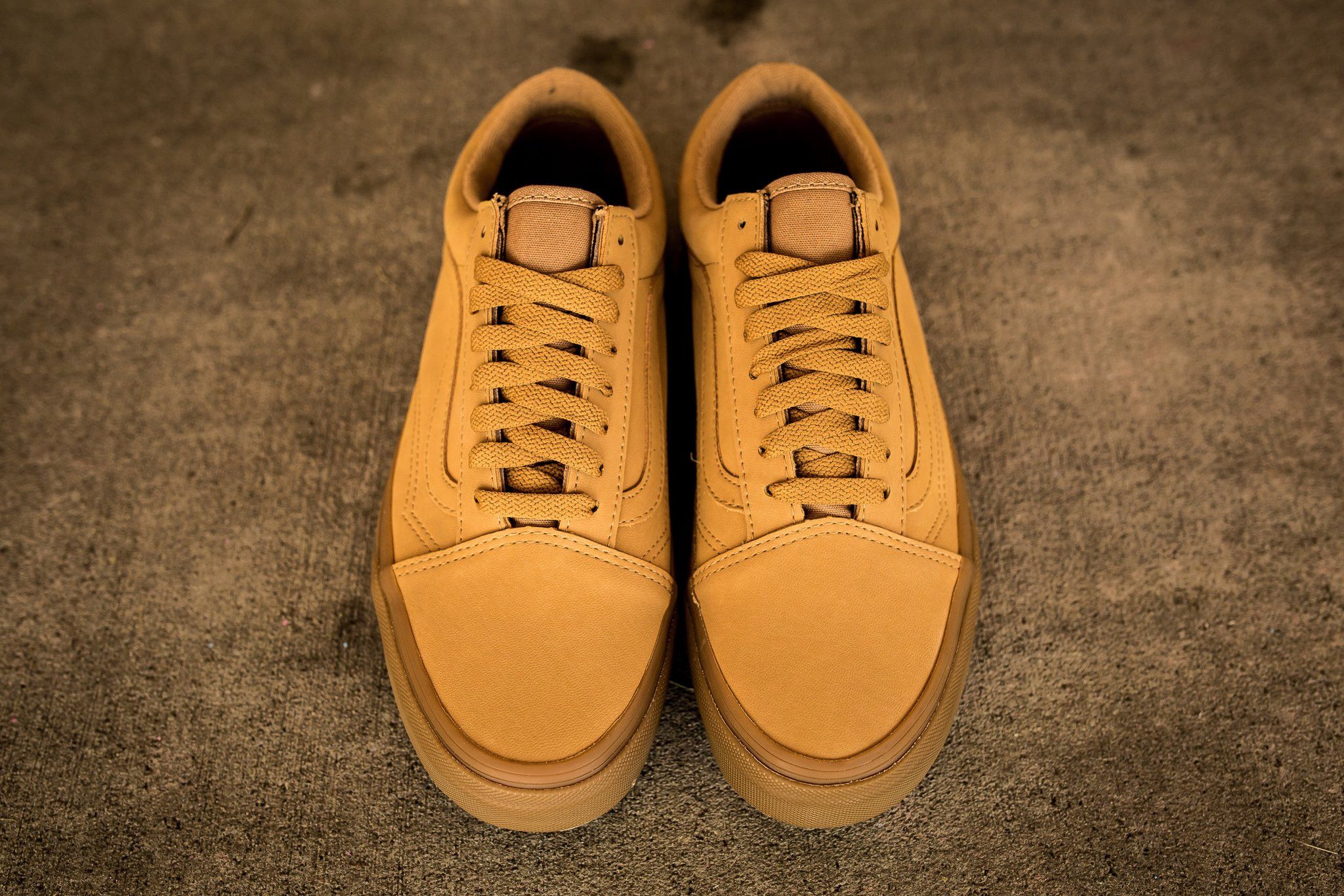 Buy Old Skool Vansbuck VN0A38G1OTS GOAT UK