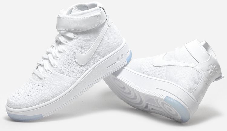 Nike Wmns Air Force 1 Flyknit Triple White