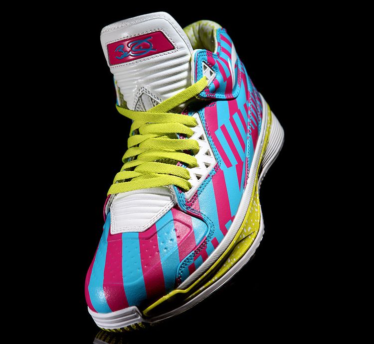 Li Ning Way of Wade 2 RazFuego