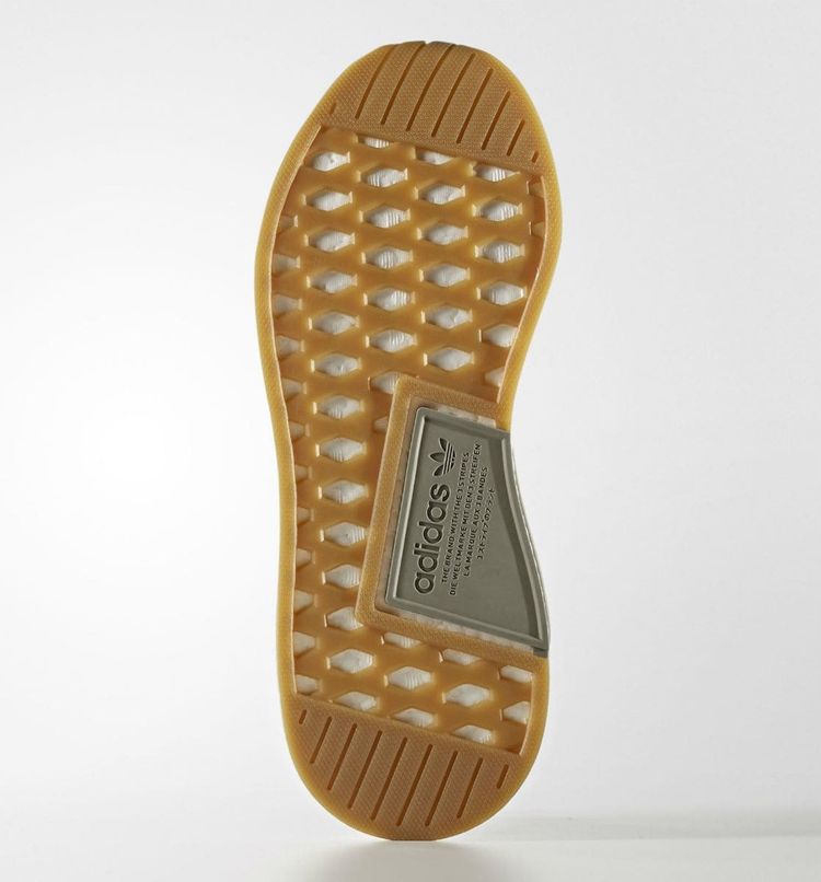 Nmd r2 gum sole online