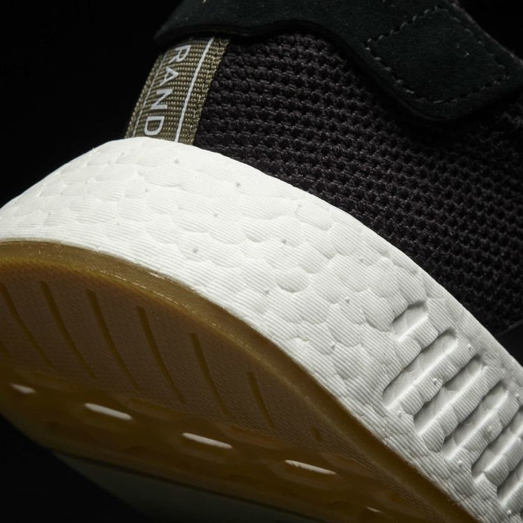 Adidas originals nmd r2 trainers in black by9917 discount