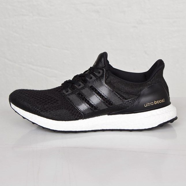 JD Collective x adidas UltraBoost 10 Core Black