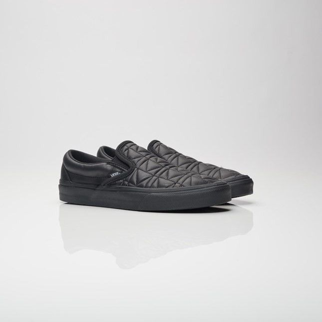 Karl lagerfeld vans slip on discount