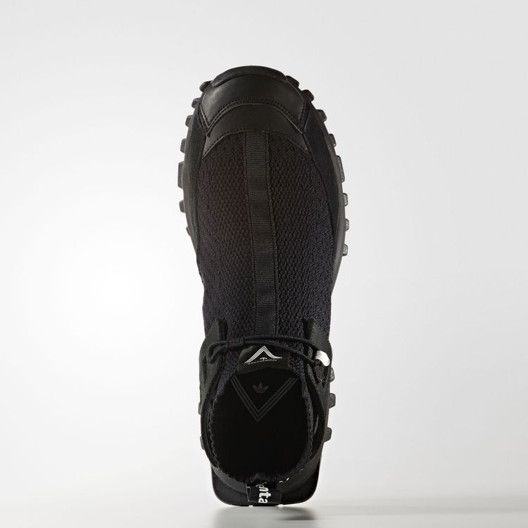 White Mountaineering x adidas Seeulater Alledo Primeknit Black