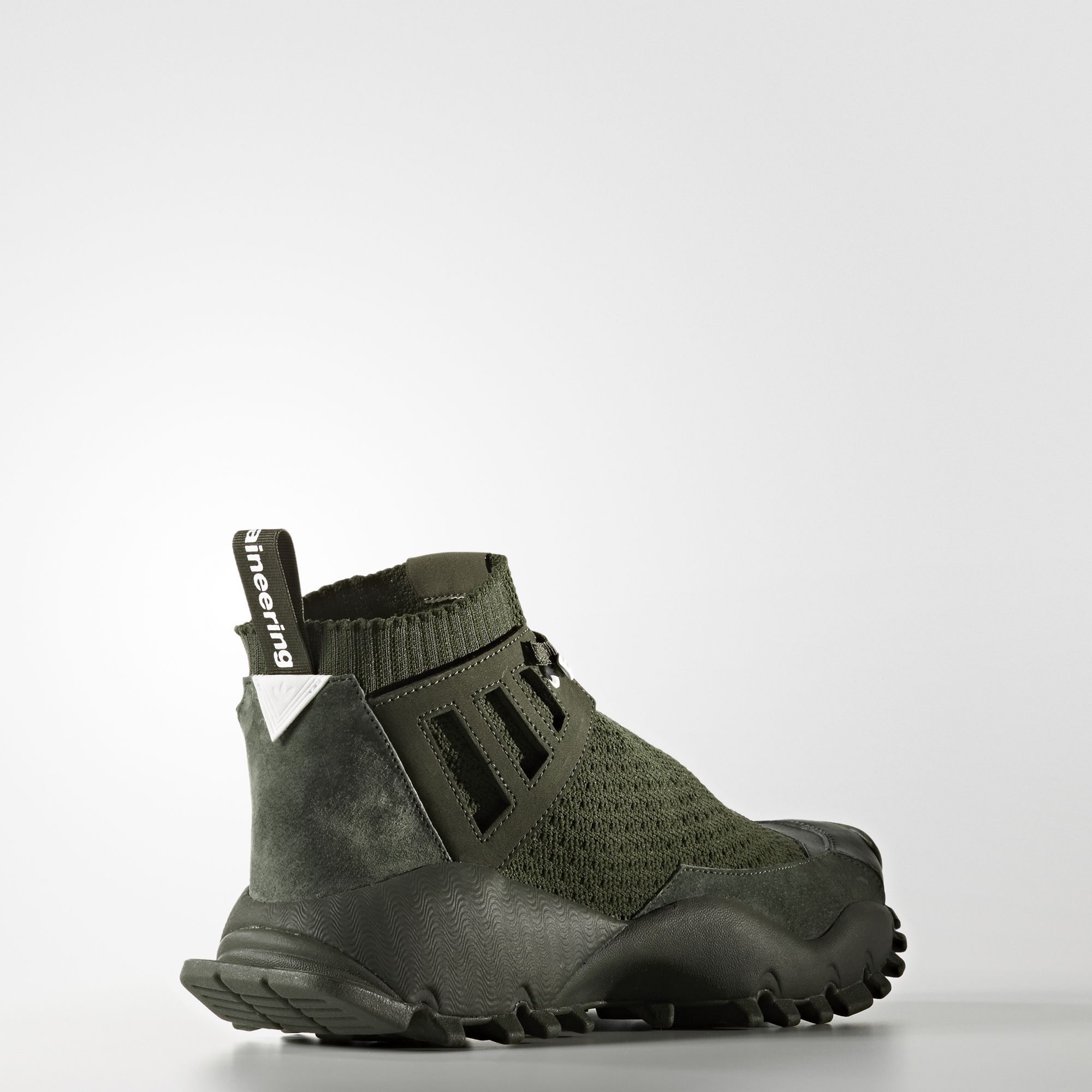 Adidas x white mountaineering seeulater alledo primeknit 2025