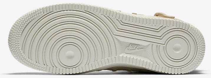 Nike Wmns SF Air Force 1 Mid Mushroom
