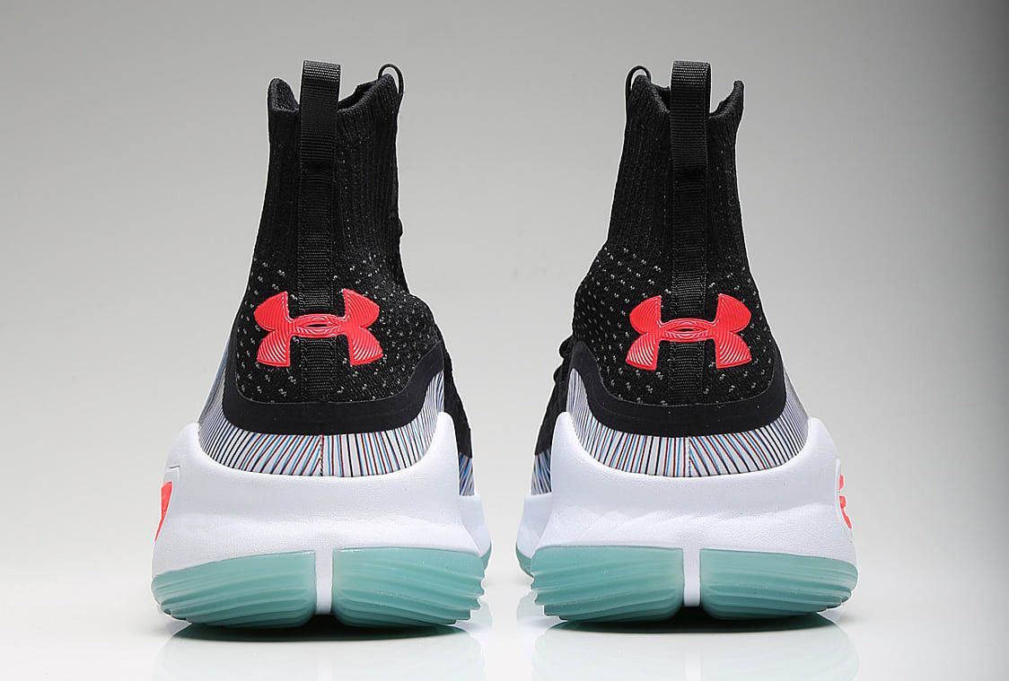 アンダーアーマー curry4 モア マジック 