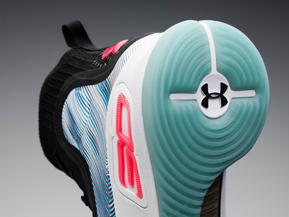 アンダーアーマー curry4 モア マジック 