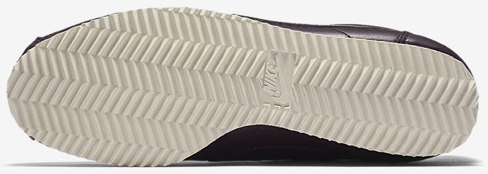 Nike cortez vino clearance