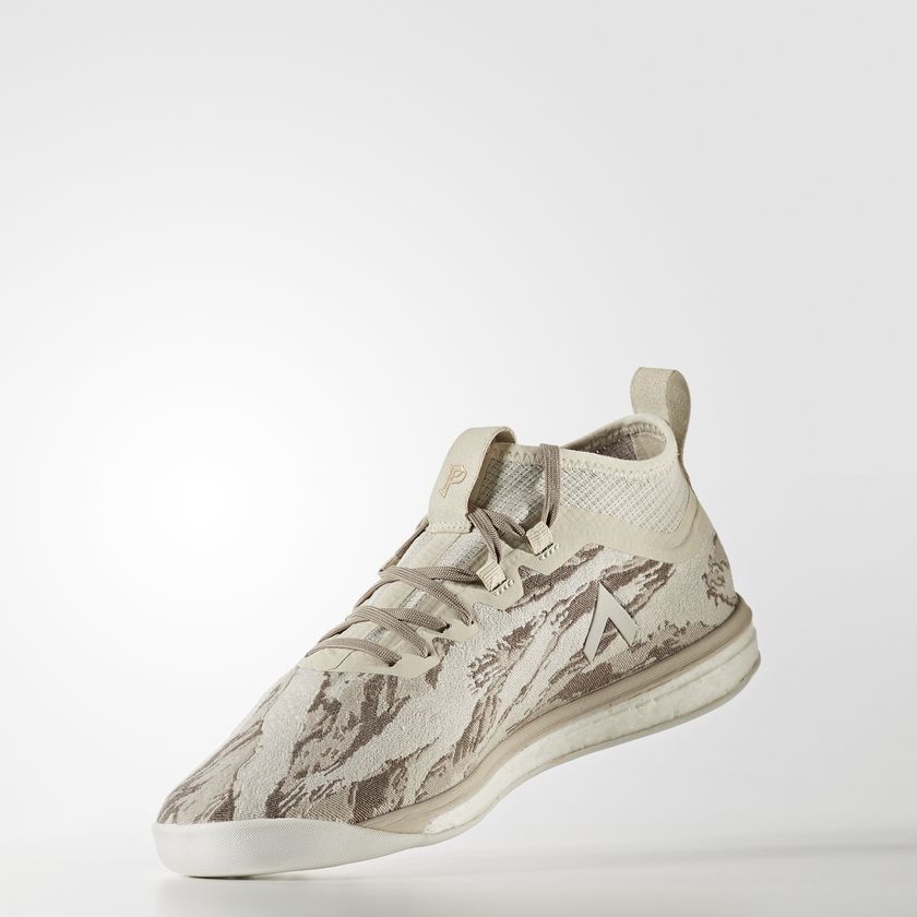 Pogba 219 boots top