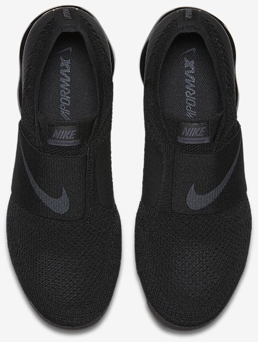 Black vapormax moc 2 cheap