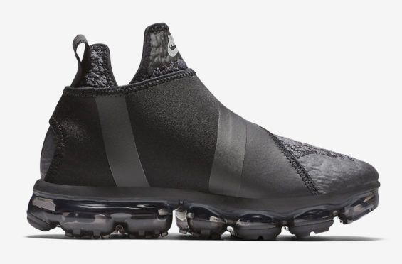 Buy VaporMax Chukka Slip Anthracite AO9326 002 GOAT CA