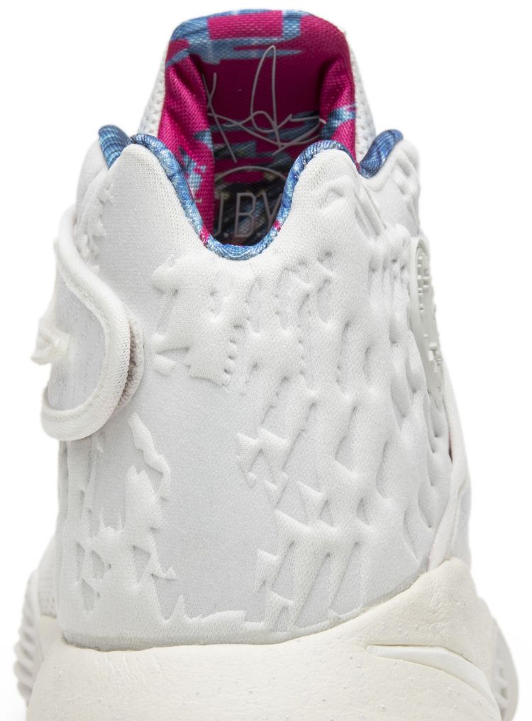 Kyrie 2 What The
