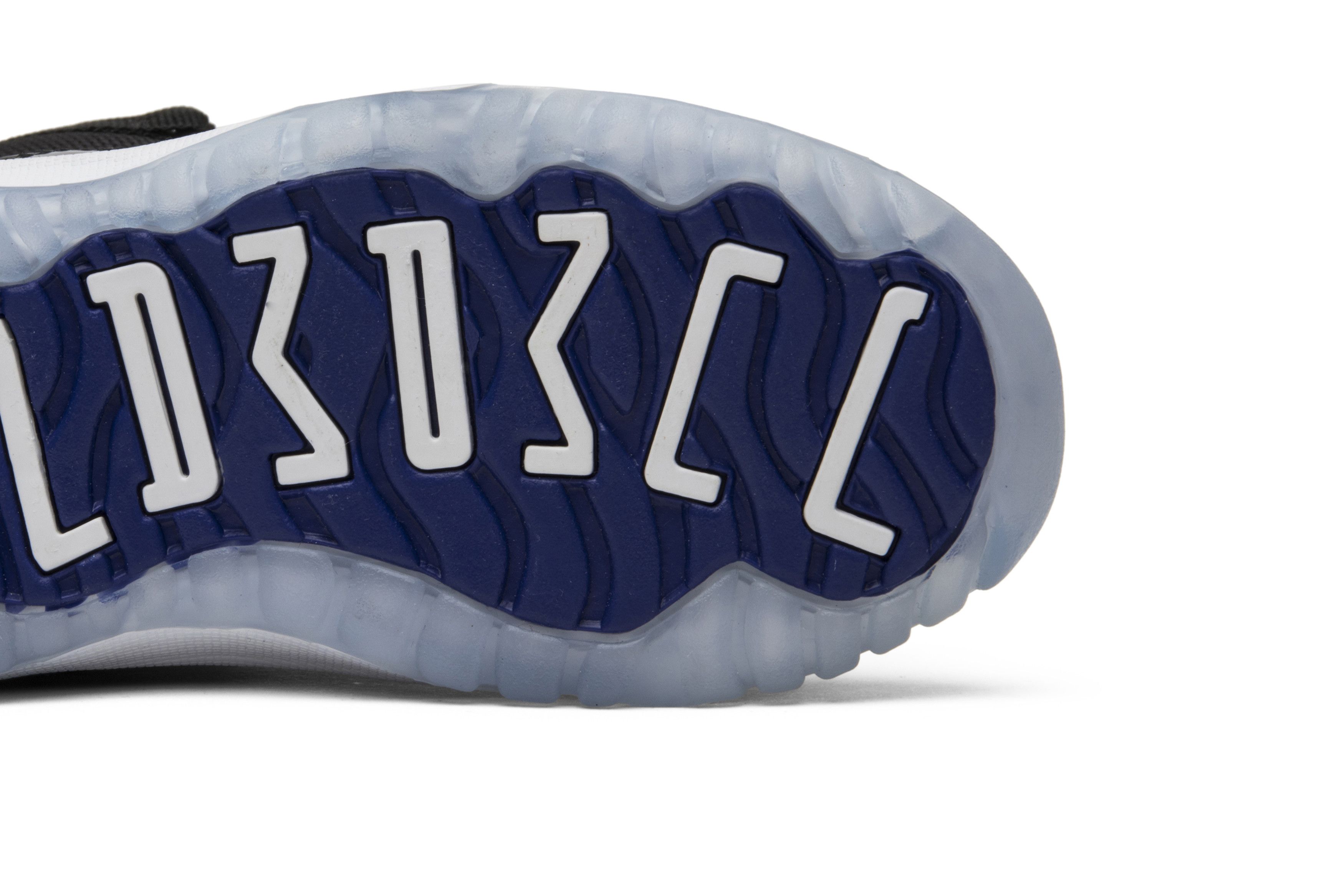 Size 11.0 Air Jordan 11 Retro BP Space Jam 2016