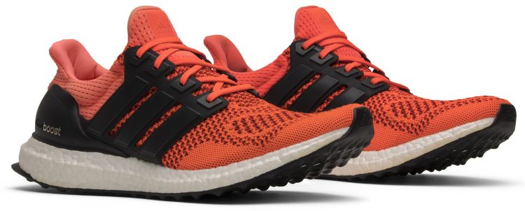 UltraBoost 10 Solar Red
