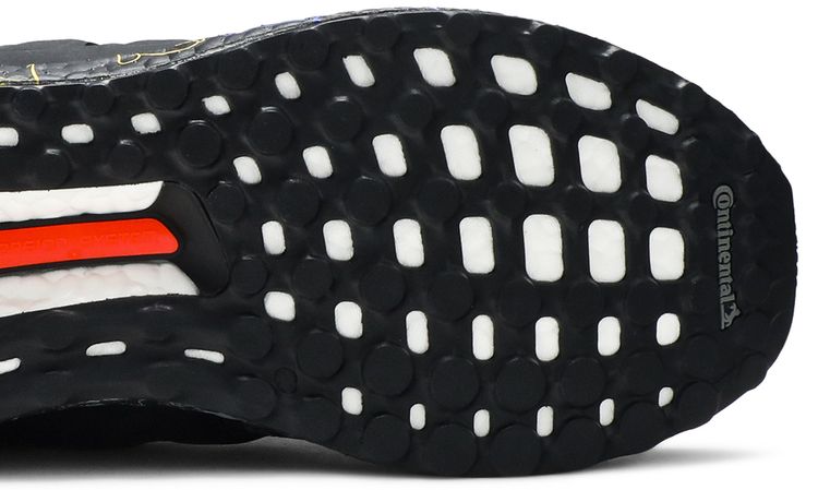 Disney x adidas UltraBoost Goofy