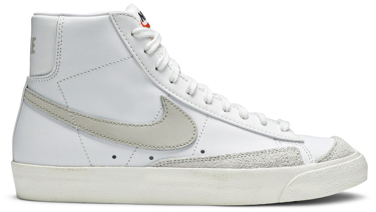 blazer mid 77 vintage light bone
