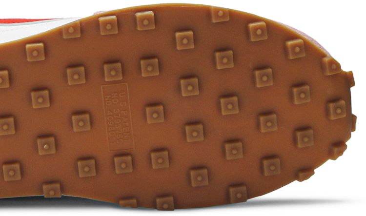 Nike Wmns Daybreak Coral Stardust